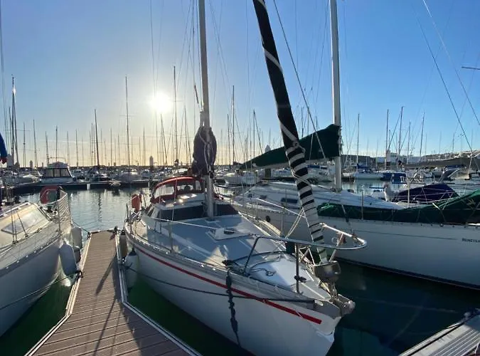 Mettre Les Voiles A Deauville